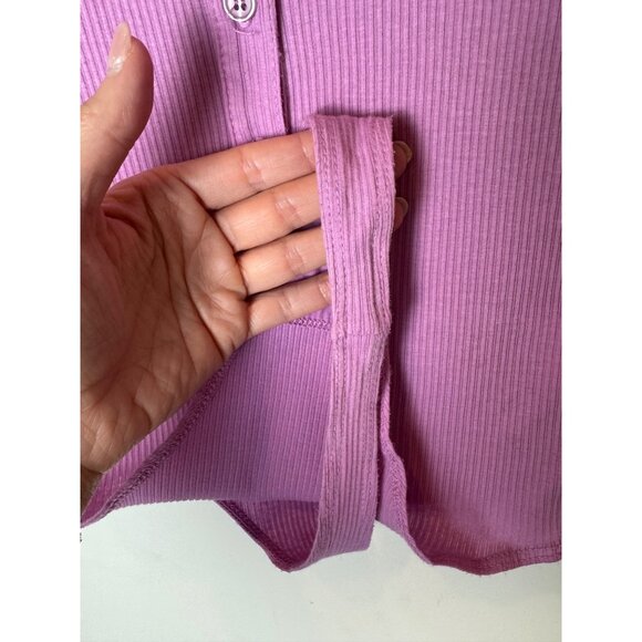 Monrow Bodysuit Women XS Purple Ribbed Crew Henley Neck Short Sleeve Pull-On - Picture 9 of 11